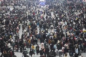 2025 Spring Festival Travel Rush Kicked Off