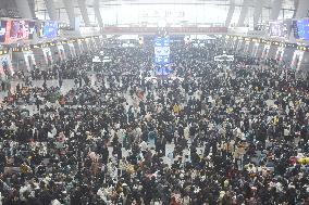 2025 Spring Festival Travel Rush Kicked Off