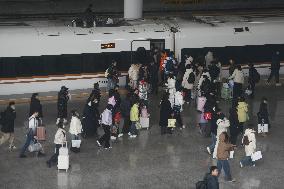 2025 Spring Festival Travel Rush Kicked Off