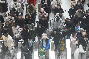 2025 Spring Festival Travel Rush Kicked Off