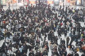 2025 Spring Festival Travel Rush Kicked Off