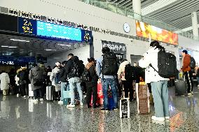 2025 Spring Festival Travel Rush Kicked Off