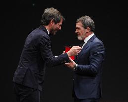 Antonio Banderas At Academy Of Performing Arts Of Spain Gala - Valladolid