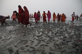 ''Makar Sankranti'' Festival At Sagar Islad, India