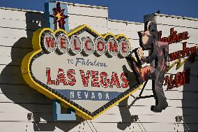 Daily Life In Las Vegas
