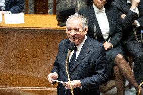 Francois Bayrou replies to MP after general policy statement - Paris