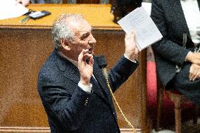 Francois Bayrou replies to MP after general policy statement - Paris