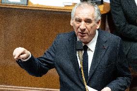 Francois Bayrou replies to MP after general policy statement - Paris