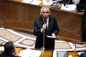 Francois Bayrou replies to MP after general policy statement - Paris