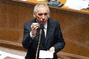 Francois Bayrou replies to MP after general policy statement - Paris