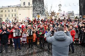 Festival of Ukrainian winter folklore held in downtown Lviv