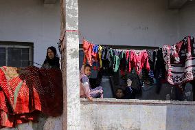 The Daily Life of Palestinian Displaced - Gaza
