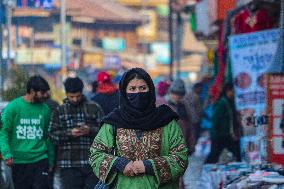 Daily Life In Kashmir