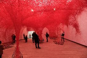 Chiharu Shiota Exhibition - Paris