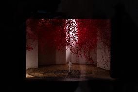 Chiharu Shiota Exhibition - Paris