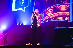 Max Pezzali Performs During The Max Forever Questo Forum Non è Un Albergo Tour In Milan