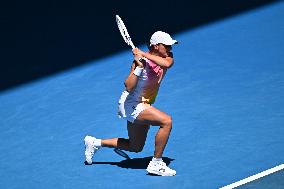 Australian Open - Womens Singles - Round 2