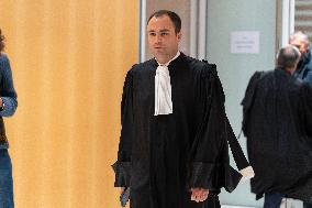 Nicolas Sarkozy’s trial during a break - Paris AJ