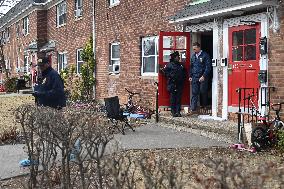 Body Of Man Found Stuffed In Garbage Bags In An Apartment In Kew Gardens Hills Queens New York City