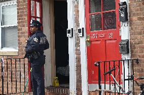 Body Of Man Found Stuffed In Garbage Bags In An Apartment In Kew Gardens Hills Queens New York City