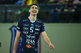 CSM Corona Brasov V Trentino Itas - CEV Volleyball CUP