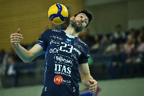CSM Corona Brasov V Trentino Itas - CEV Volleyball CUP