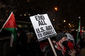 Protester Showed Up At The State Department  To Celebrate The Seizing Fire Deal