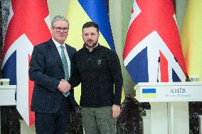 Ukraine and UK sign agreement on centennial partnership