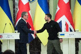 Ukraine and UK sign agreement on centennial partnership
