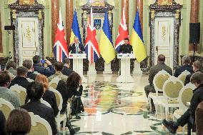 Ukraine and UK sign agreement on centennial partnership