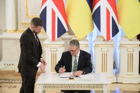 Ukraine and UK sign agreement on centennial partnership