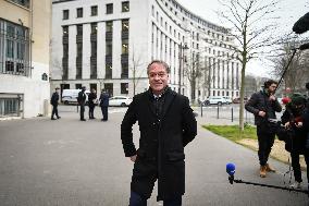 Meeting on pensions at the Ministry of Labour in Paris FA