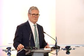 Volodymyr Zelenskyy and Keir Starmer inspect Ukrainian-made drones