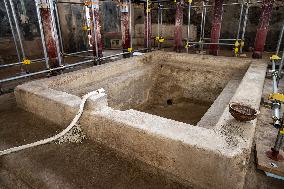 Biggest Ever Private Bathhouse Found - Pompeii