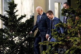 Joe Biden leaves the Church  - Washington