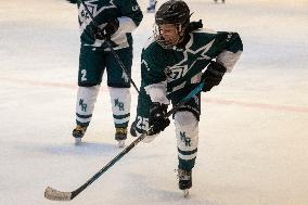 Iranian Sportswomen And The Ice Hockey Premier League