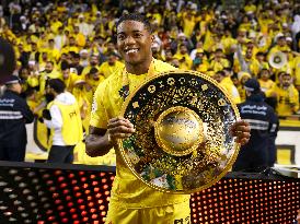 Al Sadd SC v Al Wasl FC - Qatar UAE SuperCup