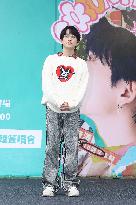 Singaporean Singer Kenny Khoo