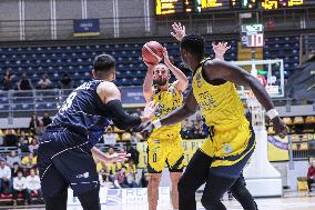 BASKET - Serie A2 - Reale Mutua basket Torino vs Gruppo Mascio Orzinuovi