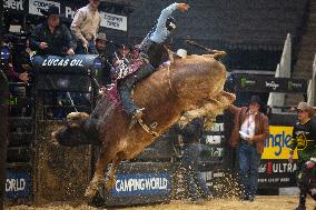 Michelob Ultra PBR: Unleash The Beast At Houston Toyota Center