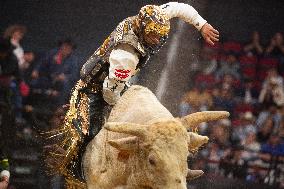 Michelob Ultra PBR: Unleash The Beast At Houston Toyota Center