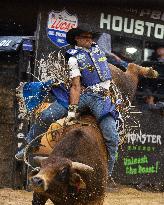 Michelob Ultra PBR: Unleash The Beast At Houston Toyota Center