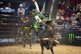 Michelob Ultra PBR: Unleash The Beast At Houston Toyota Center