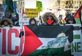 Palestinian Community In Edmonton Celebrates Israel-Hamas Ceasefire In -25C Cold