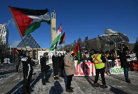 Palestinian Community In Edmonton Celebrates Israel-Hamas Ceasefire In -25C Cold