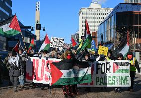 Palestinian Community In Edmonton Celebrates Israel-Hamas Ceasefire In -25C Cold