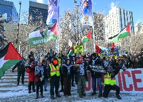 Palestinian Community In Edmonton Celebrates Israel-Hamas Ceasefire In -25C Cold