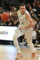 Basketball - La Rochelle V Paris