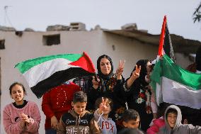 Displaced Residents Return To Their Homes After Over A Year Of Conflic - Gaza