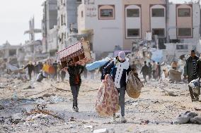 Displaced Residents Return To Their Homes After Over A Year Of Conflic - Gaza